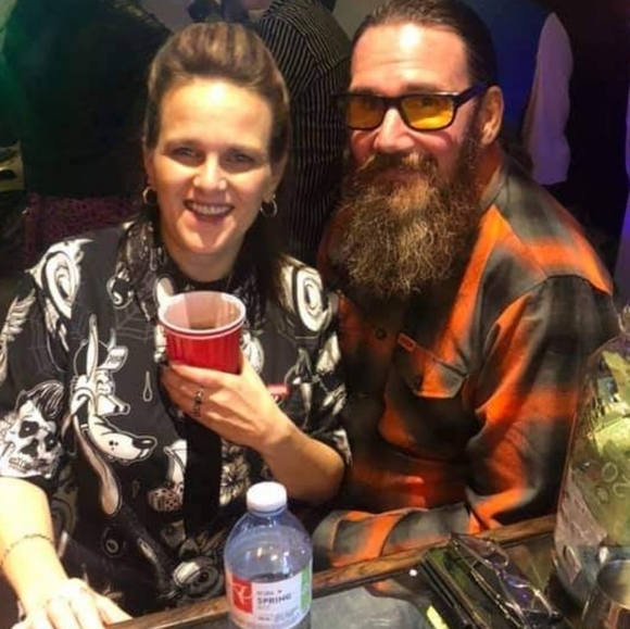 Meet your Posher, Suzy - Picture 2 of 2